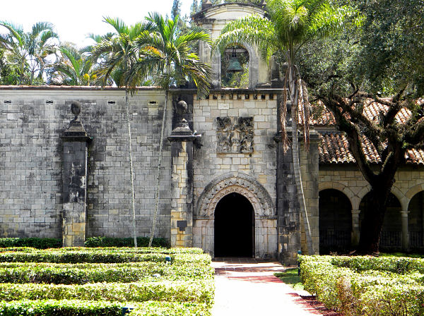 monasterio-espanol-miami