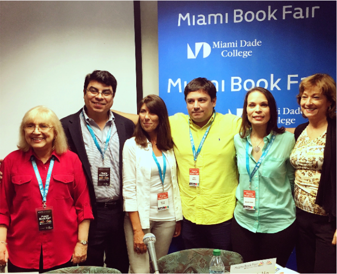 En la Feria del Libro de Miami se conversa